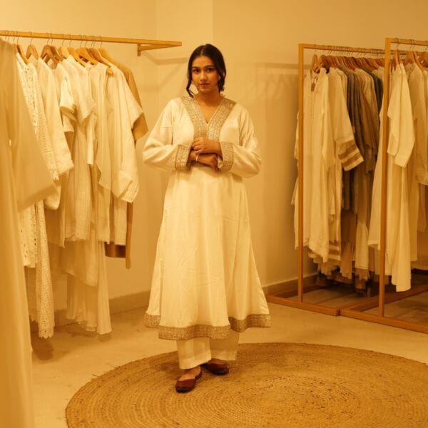 Ethnic Classical Designer White Pure Silk Indian Kurta Laced with Golden Detailed Borderwork & Matching Bottom - Image 4