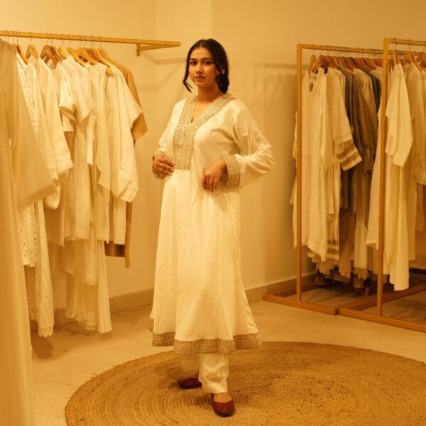 Ethnic Classical Designer White Pure Silk Indian Kurta Laced with Golden Detailed Borderwork & Matching Bottom - Image 6