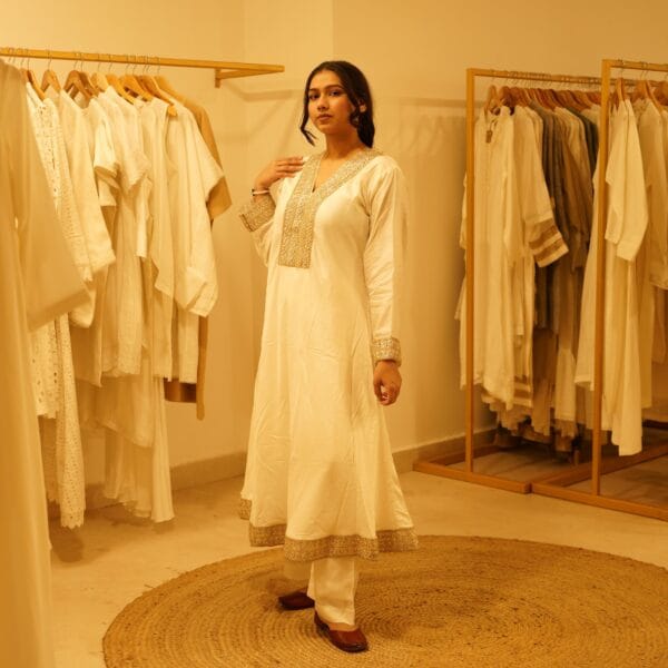 Ethnic Classical Designer White Pure Silk Indian Kurta Laced with Golden Detailed Borderwork & Matching Bottom - Image 9